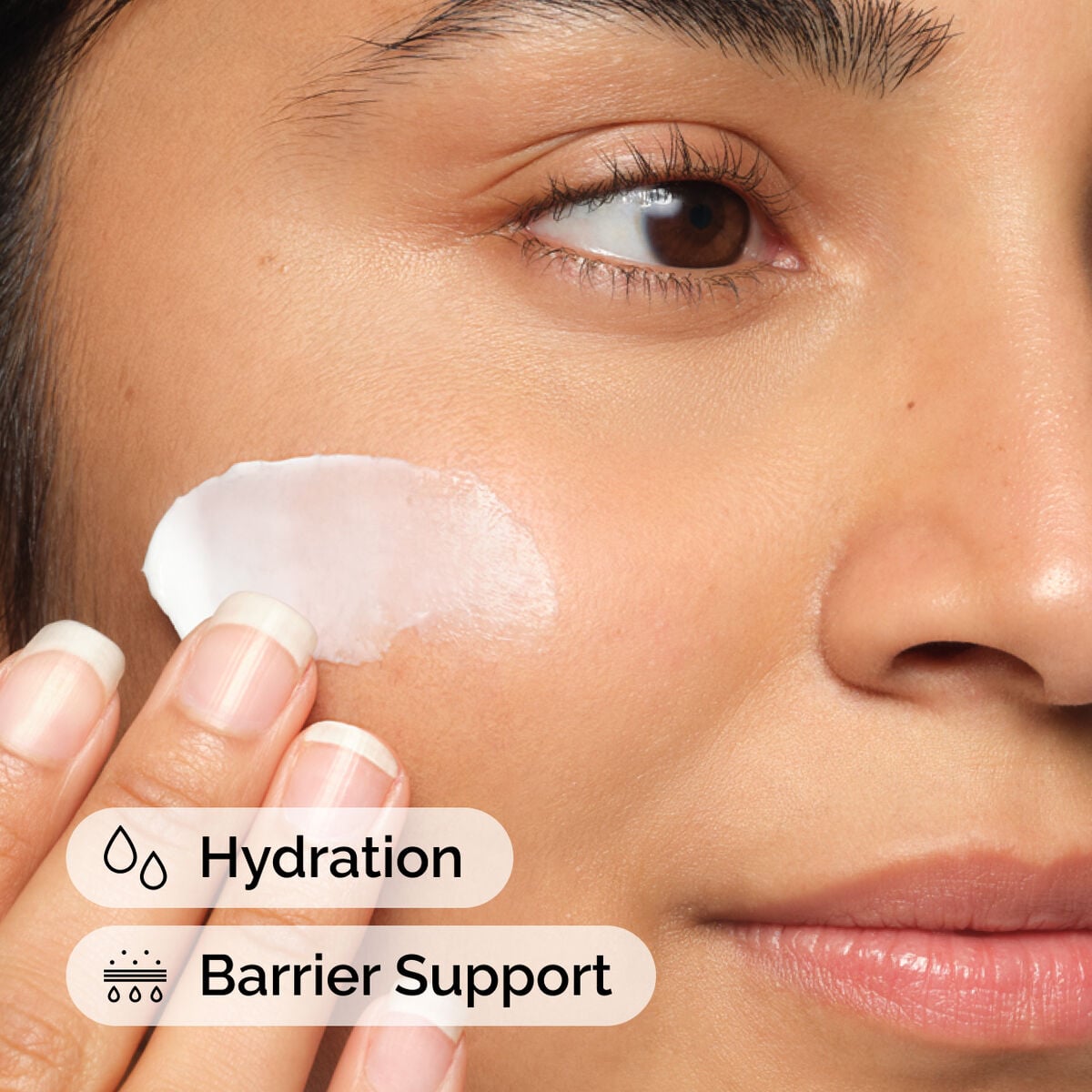 natural-moisturizing-factors-ha-g7 ord-natural-moisturizing-factors-ha-model-application-with-benefits.jpg