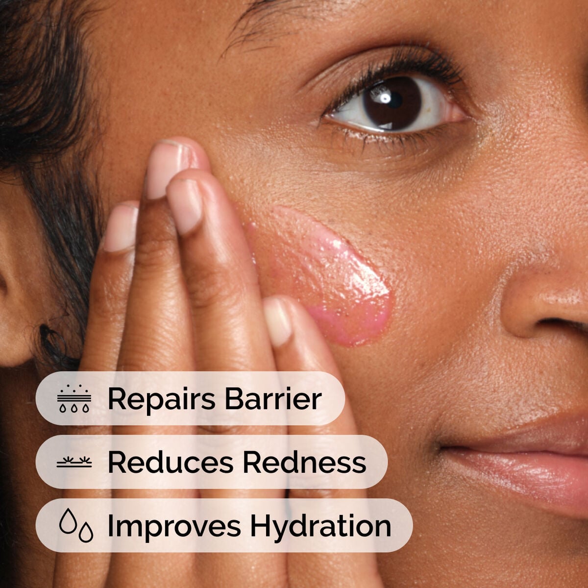 soothing-and-barrier-support-serum-set-i1 ord-soothing-barrier-support-serum-model-application-with-benefits.jpg